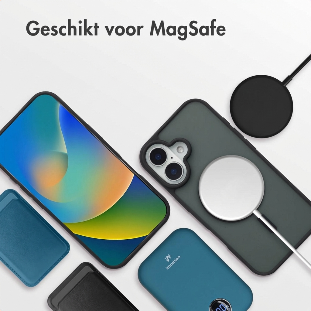 Een iPhone met MagSafe accessoires, waaronder hoesje, oplader en powerbank.