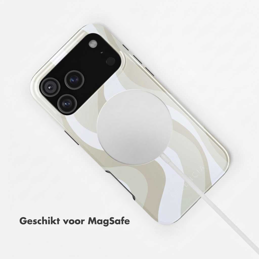 Een telefoon met MagSafe lader en een golvend beige en wit patroon.