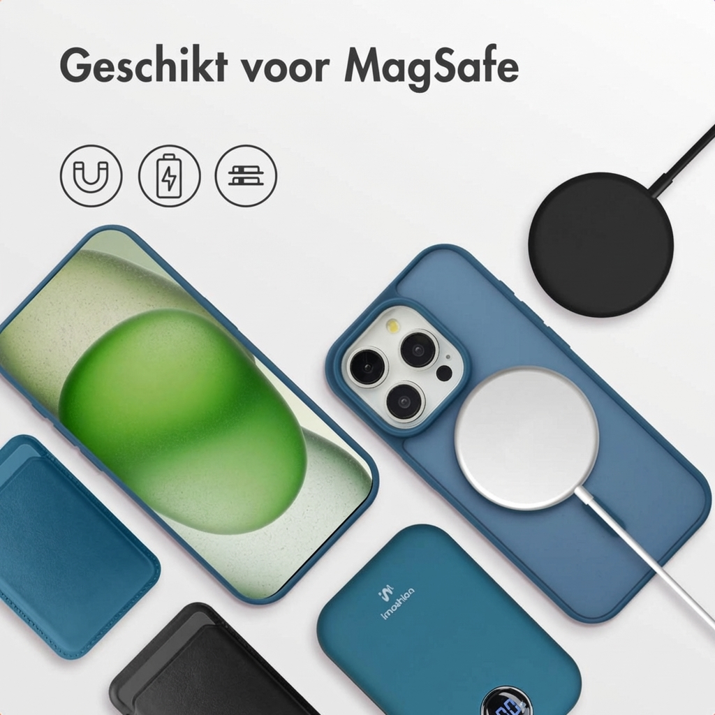 Blauwe iPhone case, MagSafe oplader, powerbank en kaarthouder op witte achtergrond.