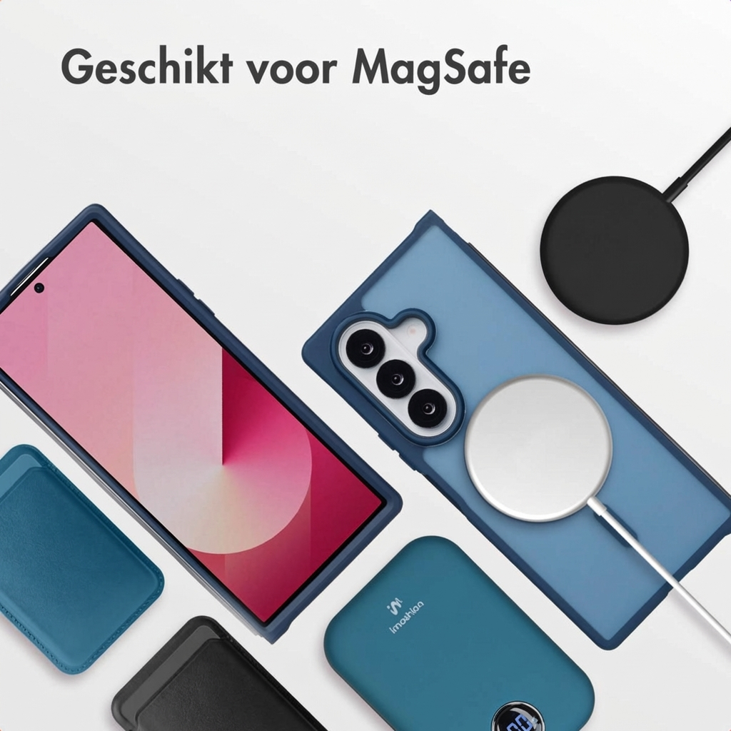 Smartphone met blauwe hoes, MagSafe-oplader en powerbank.