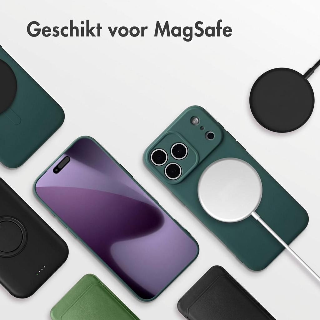 Groene telefoonhoesjes en smartphone met MagSafe-oplader op witte achtergrond.