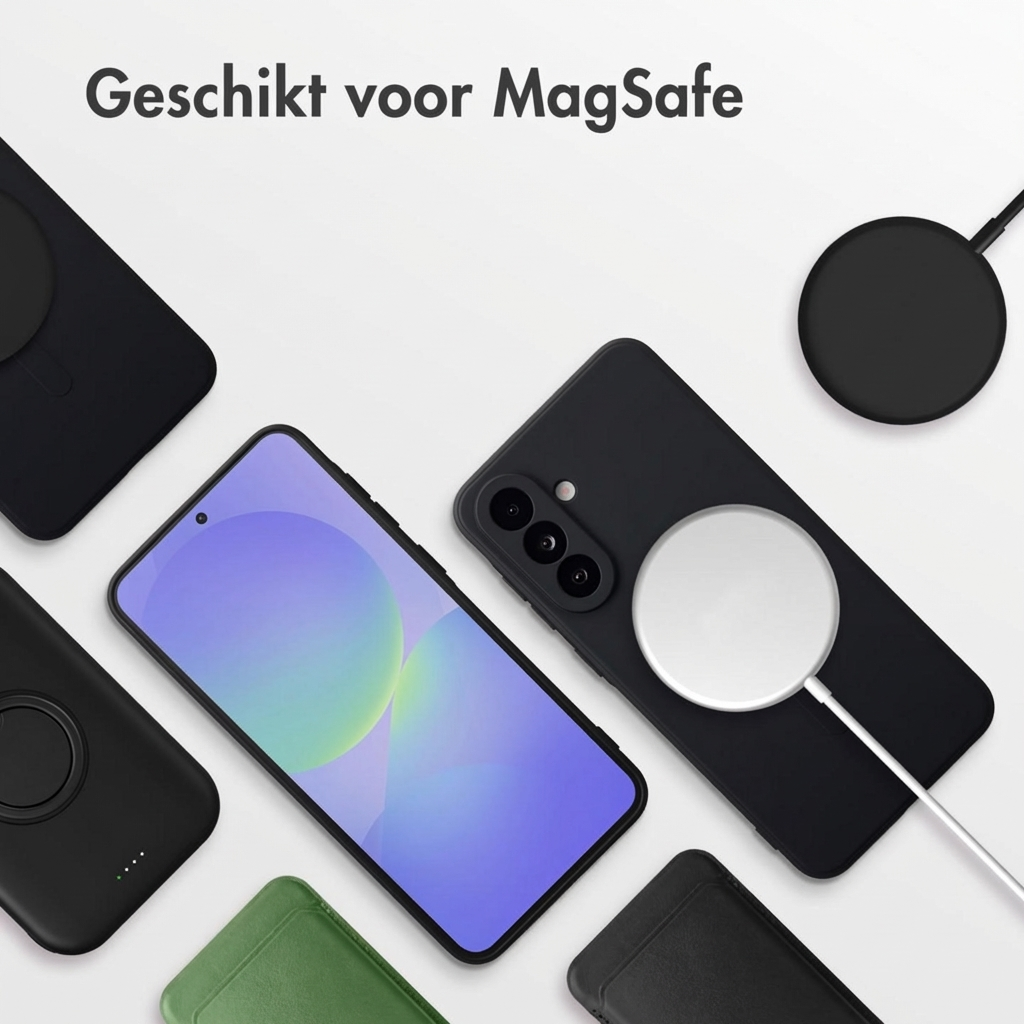 Zwarte telefoonhoesjes en MagSafe-opladers gerangschikt op witte achtergrond.
