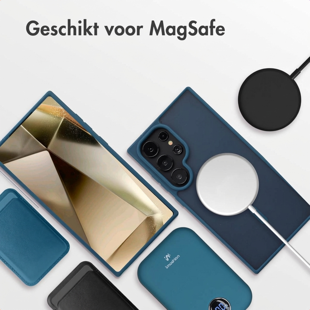 Blauwe telefoonhoes met MagSafe lader, powerbank en kaarthouder.