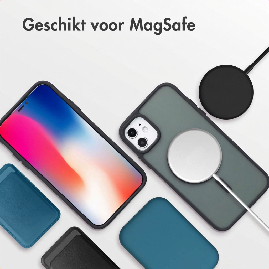 iPhone avec chargeur MagSafe et étuis de différentes couleurs.