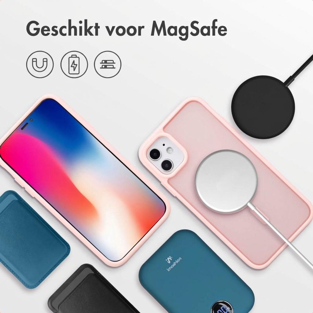 iPhone met MagSafe accessoires: hoesje, oplaadpad, powerbank en kaarthouder.