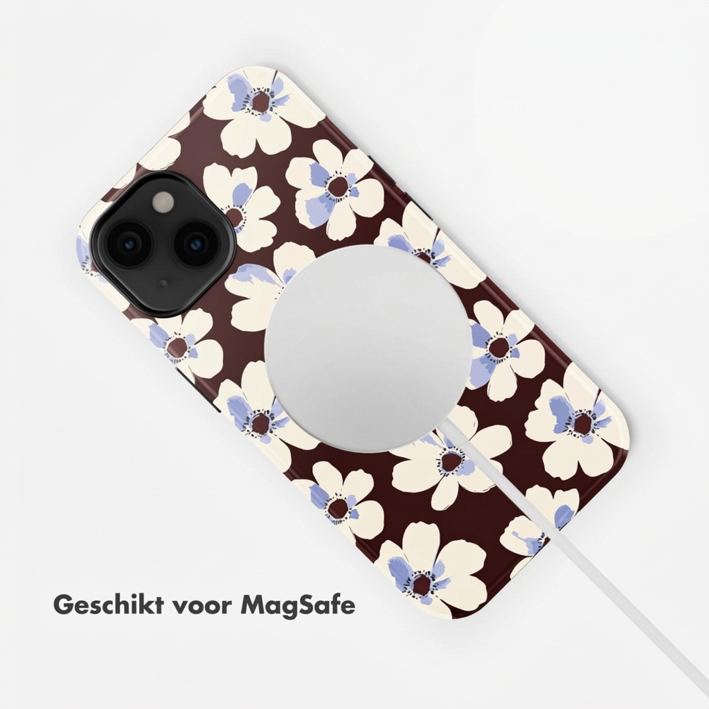 Bruine telefoonhoes met wit-blauw bloemenpatroon en MagSafe-ring.
