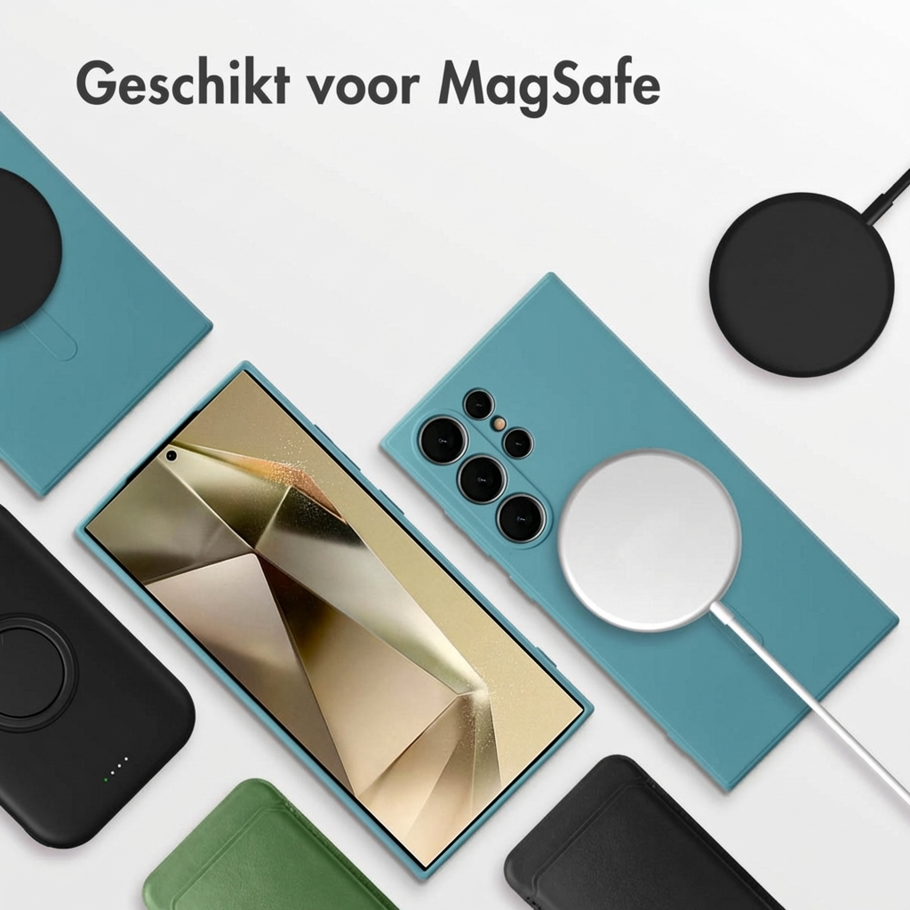 Een telefoon met blauwe hoes, MagSafe-oplader en andere hoezen.
