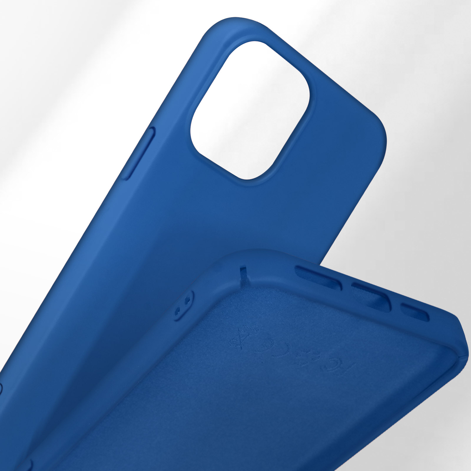 Twee blauwe telefoonhoesjes, de ene rust op de ander.
