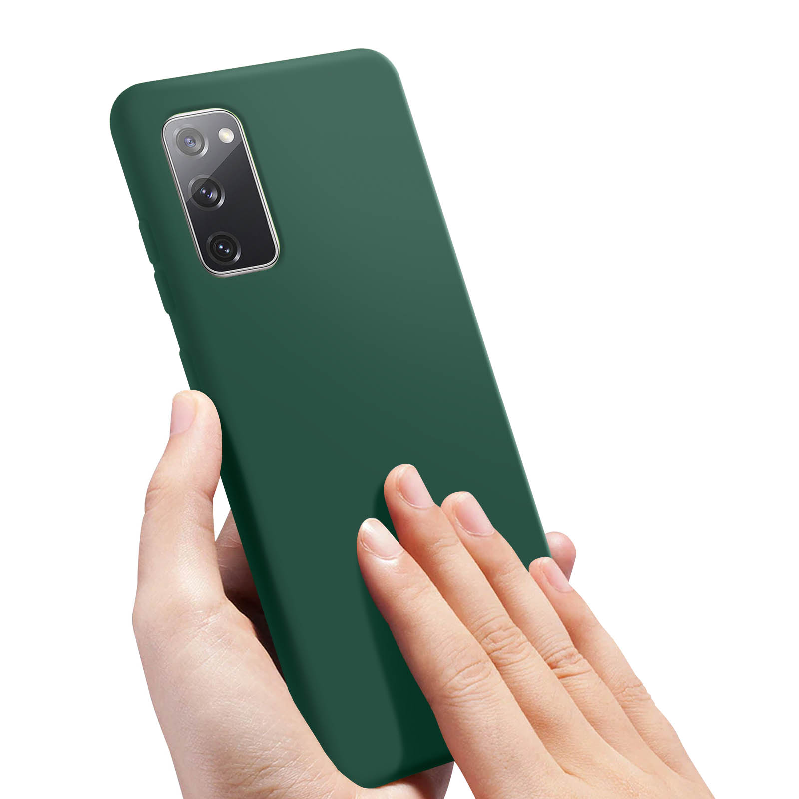 Une main tient un smartphone vert foncé avec un module caméra arrière.