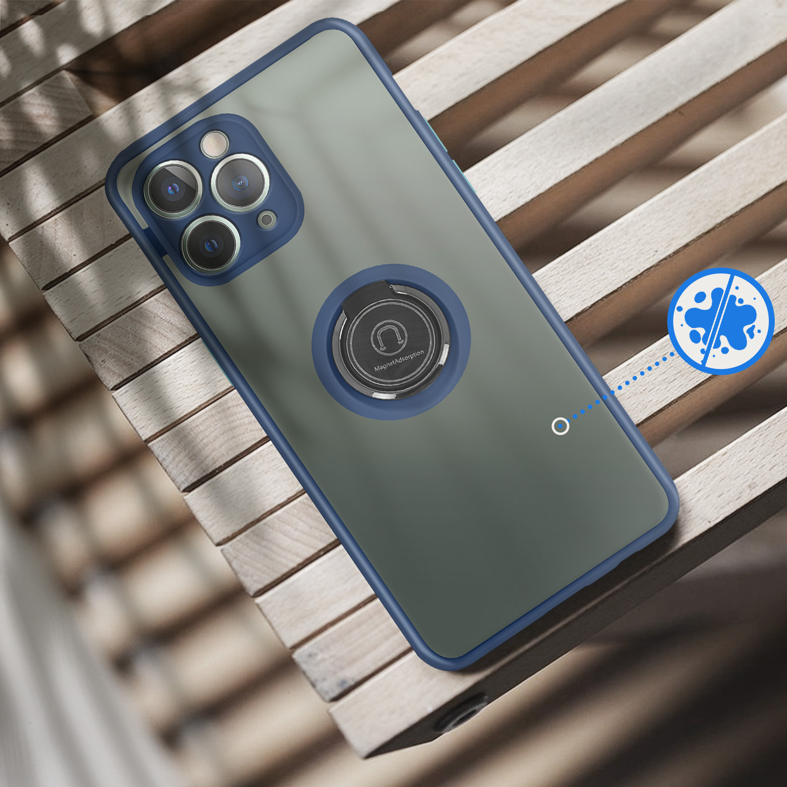 Coque iPhone avec support bague sur lamelles en bois. Coque bleue.