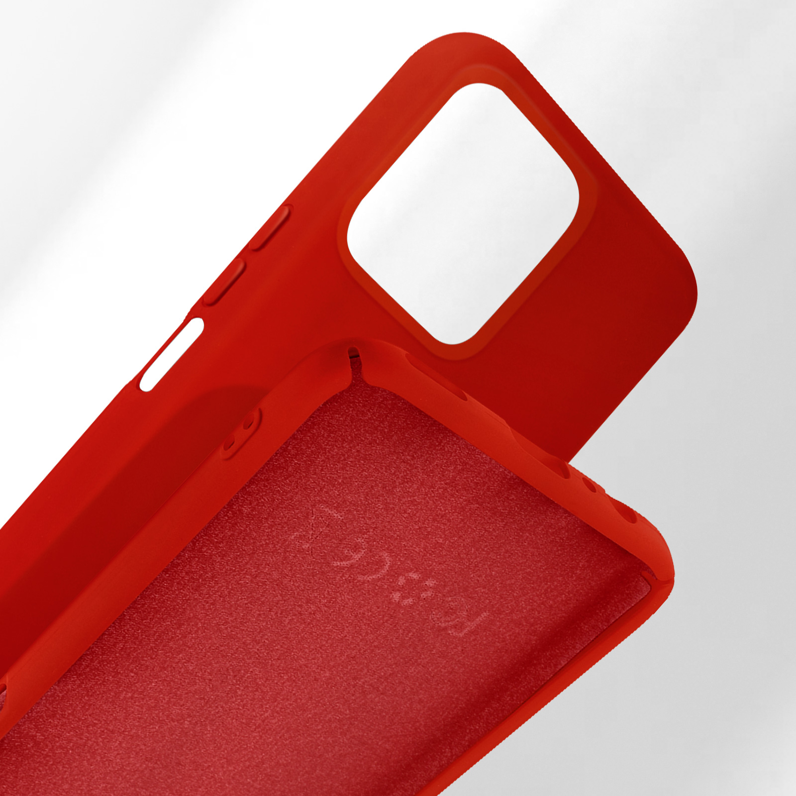 Custodia rossa per telefono con ritagli per fotocamera e pulsanti. Il rivestimento interno è rosso vivo.