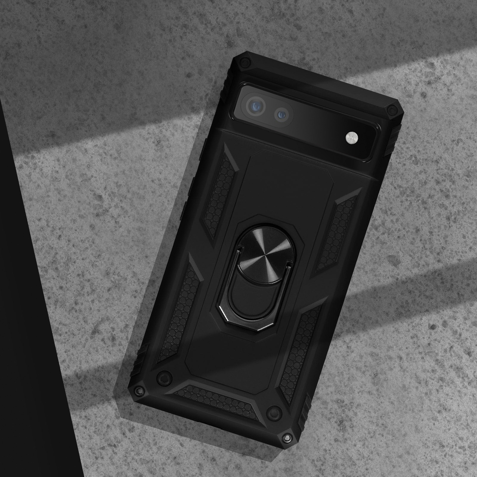 Coque de téléphone noire avec support bague sur surface texturée.