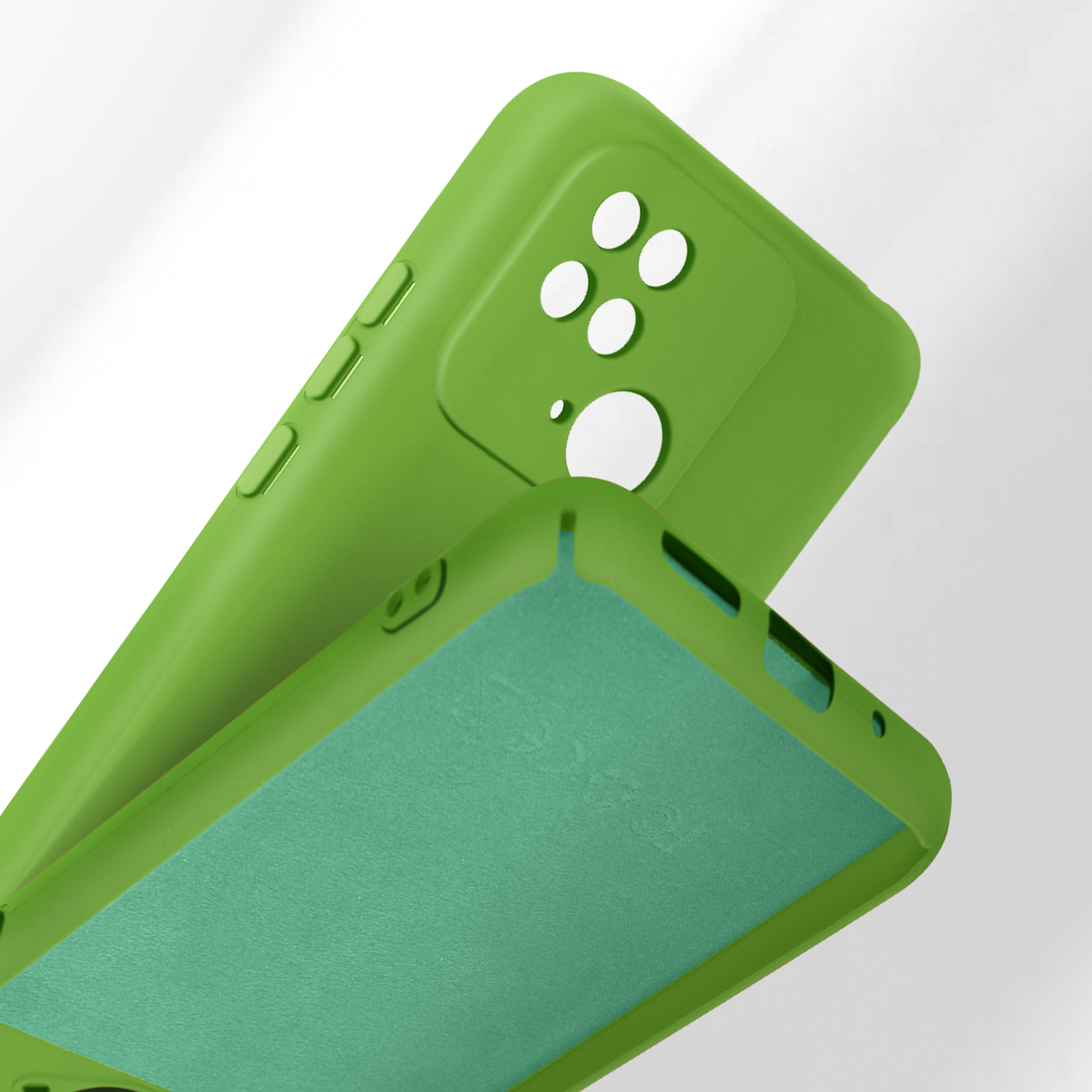 Deux coques de téléphone vertes empilées. La coque supérieure a des découpes pour la caméra.
