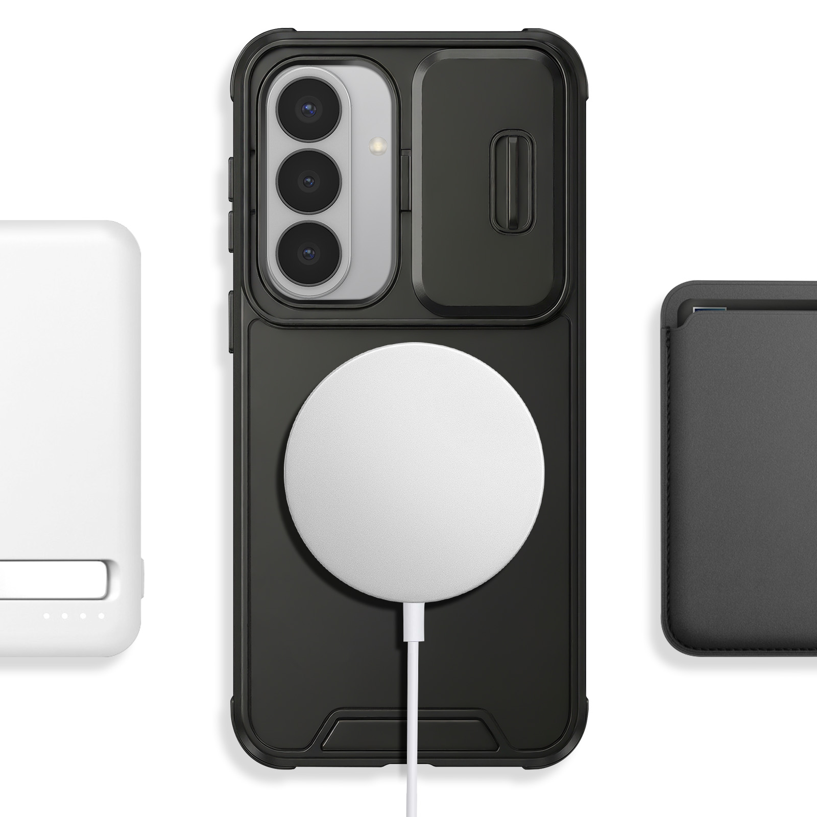 Téléphone noir avec chargeur MagSafe, batterie externe blanche et porte-cartes noir.