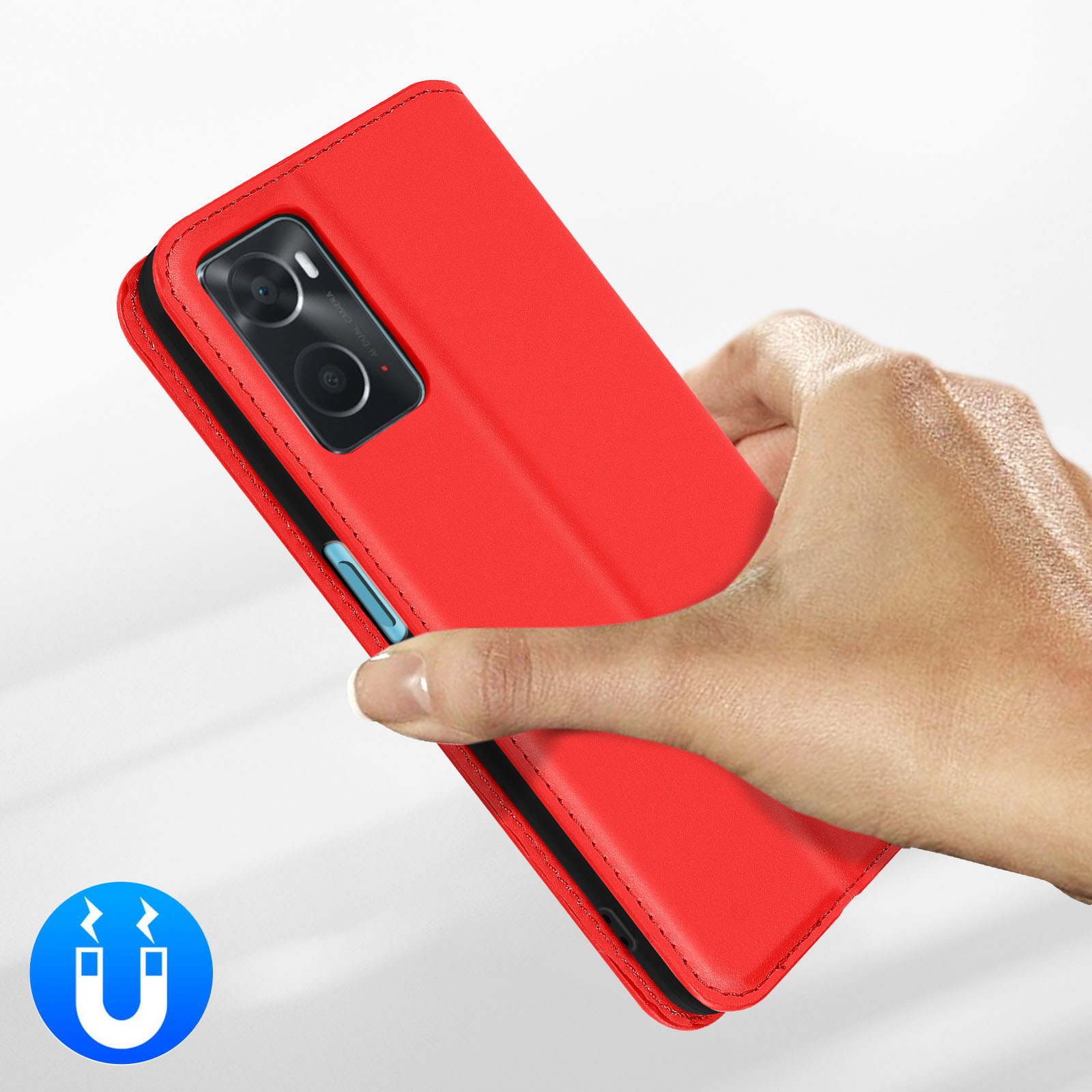 Une main tient un étui rouge à rabat pour téléphone avec découpe caméra.