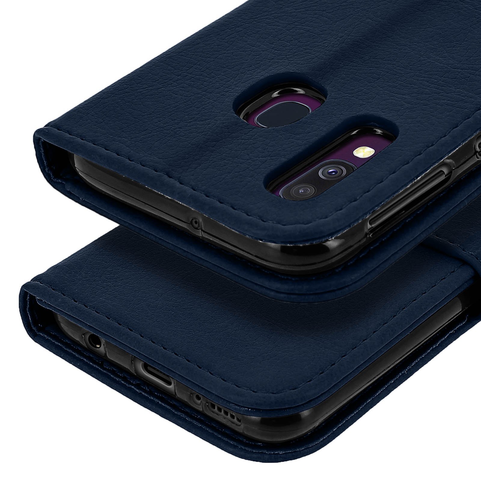 Donkerblauwe telefoonhoes met camerauitsparing en stiksels.