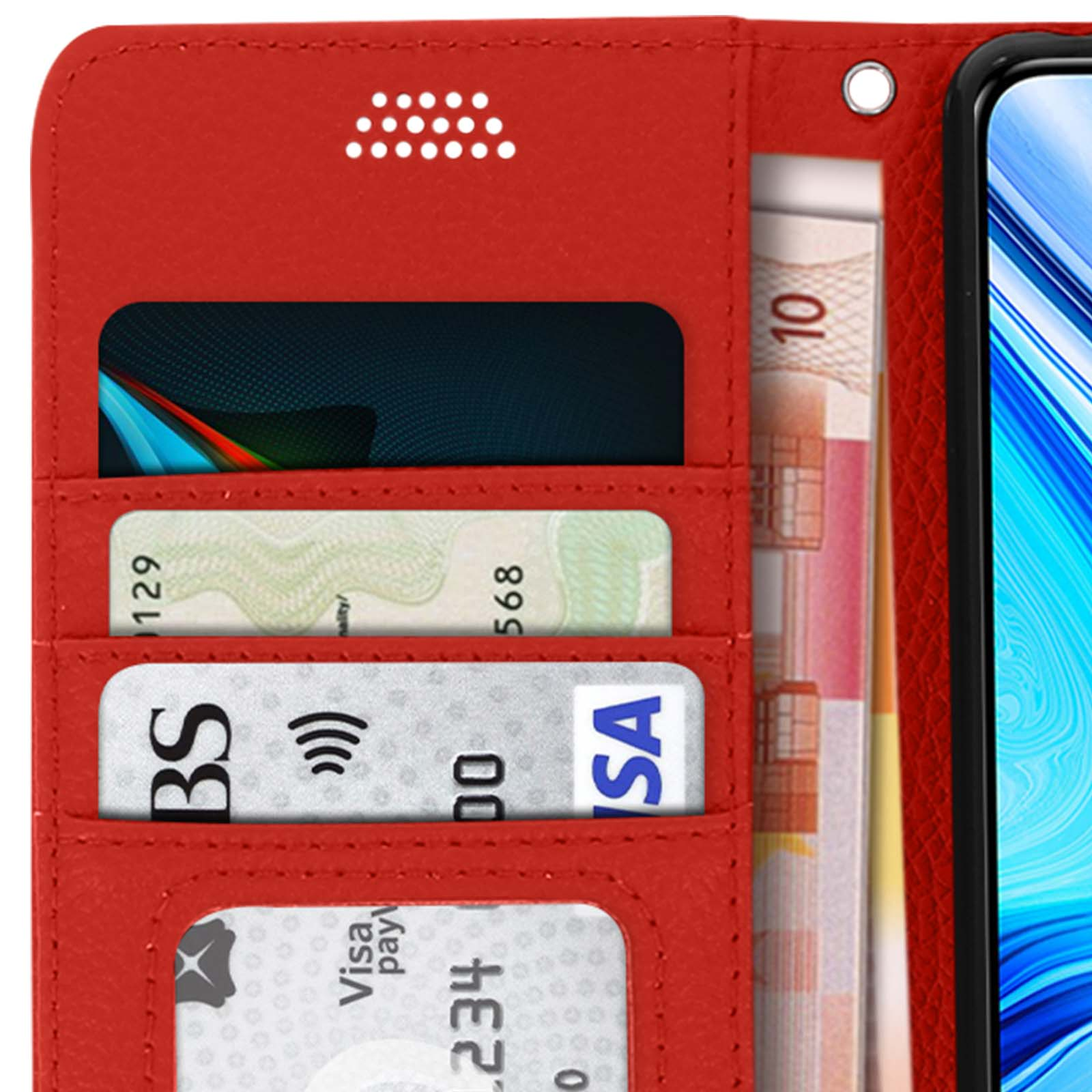 Rode portemonnee met kaarten, contant geld en telefoon. Close-up.