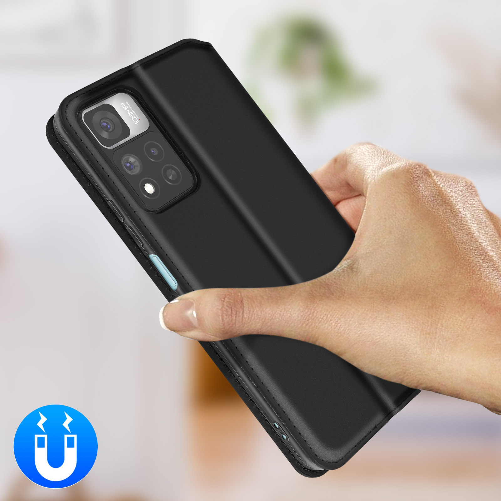 Mano che tiene custodia nera per telefono con sporgenza fotocamera e icona magnetica.