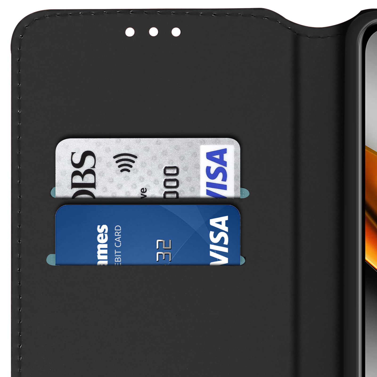 Étui portefeuille noir avec deux fentes pour cartes, une carte DBS argentée et une carte Visa bleue.