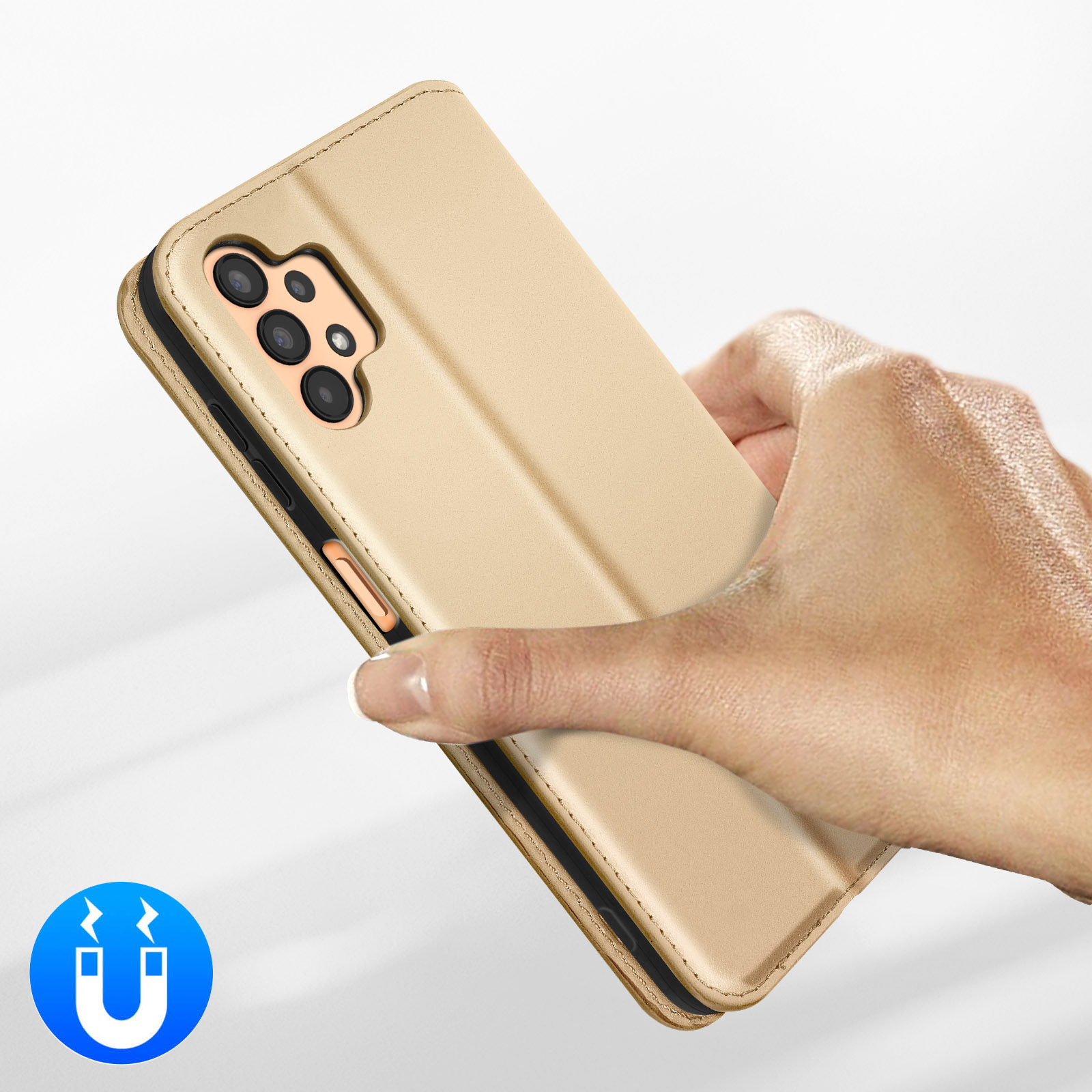 Gouden telefoonhoesje met camera-uitsparing, vastgehouden door een hand.
