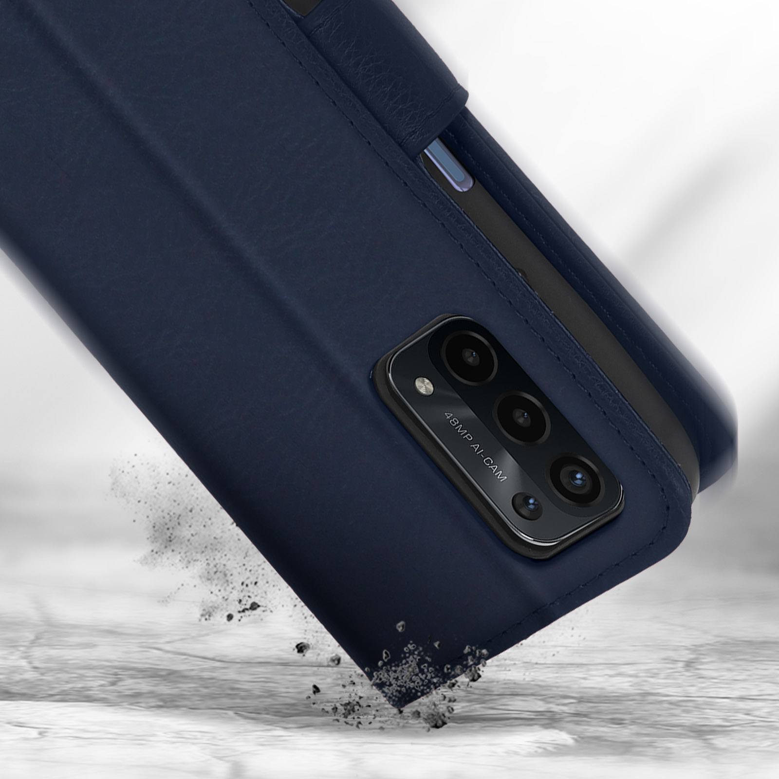 Étui de téléphone bleu foncé avec système de caméra et poussière tombante
