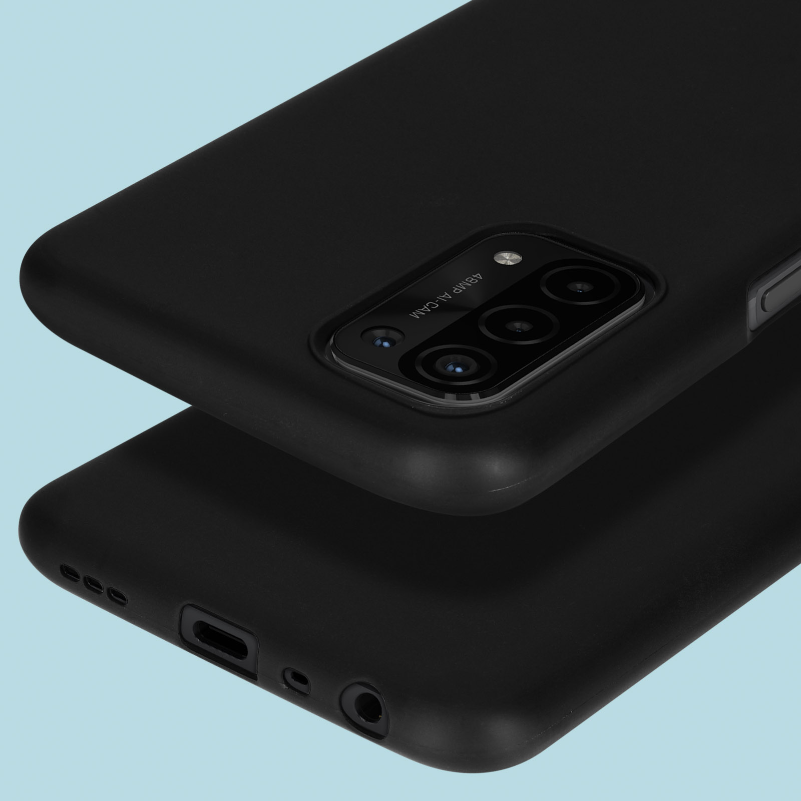 Deux coques de téléphone noires empilées sur fond bleu clair.