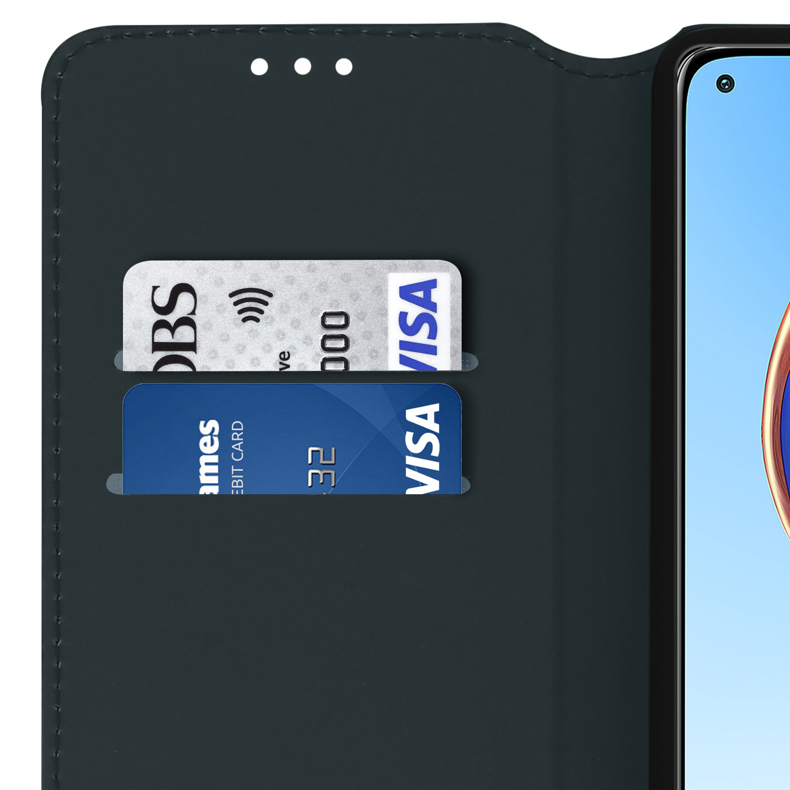 Étui de téléphone noir avec fentes pour deux cartes, une avec logo DBS, l'autre avec logo Visa.