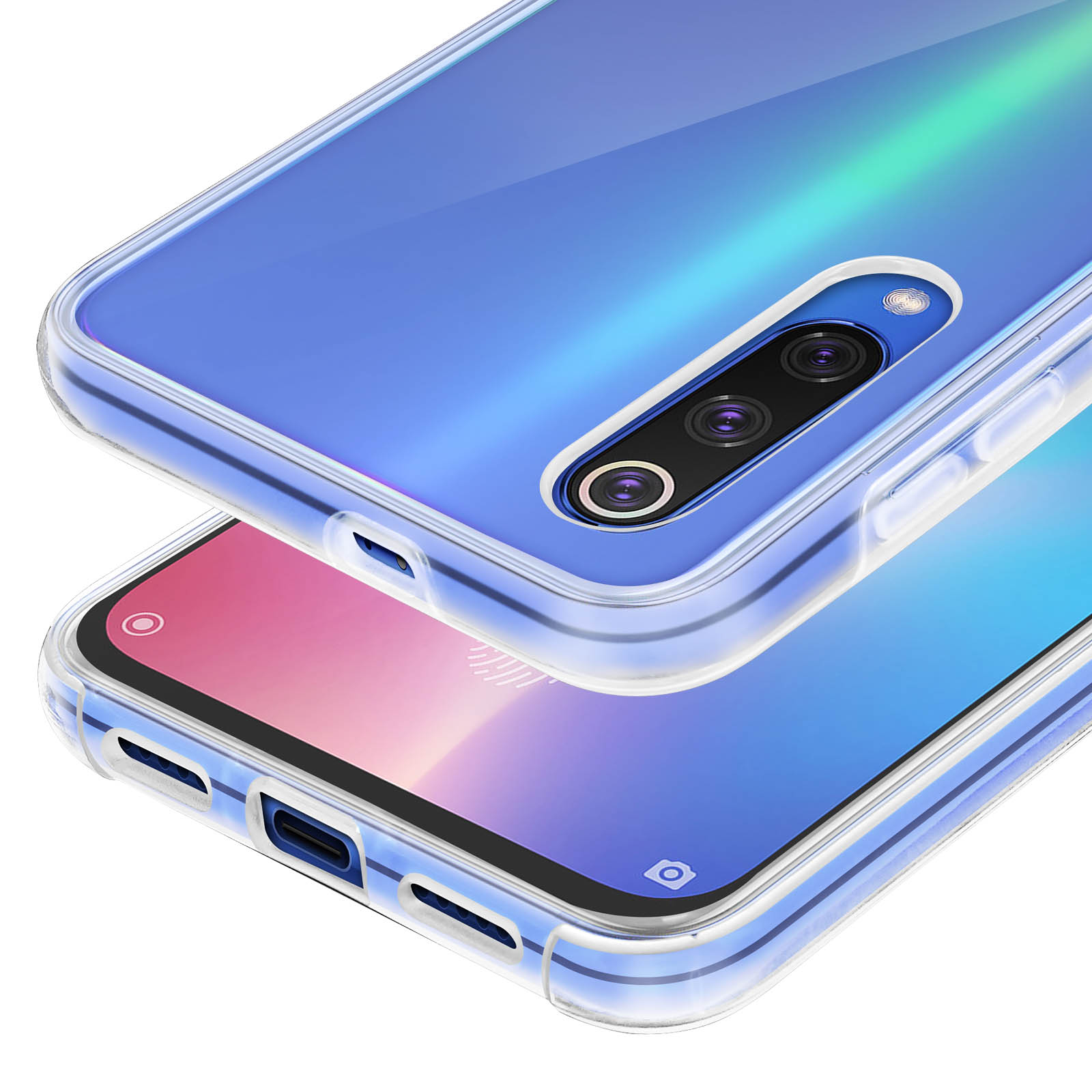 Une coque de téléphone transparente sur un smartphone bleu à trois caméras.