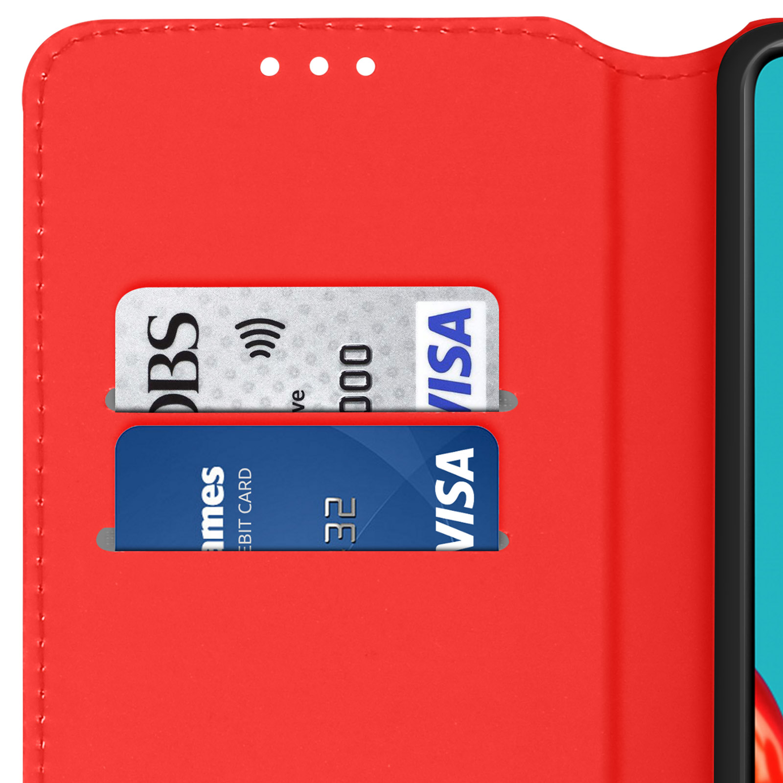 Portacarte rosso con due fessure che mostrano carte di credito con logo VISA.