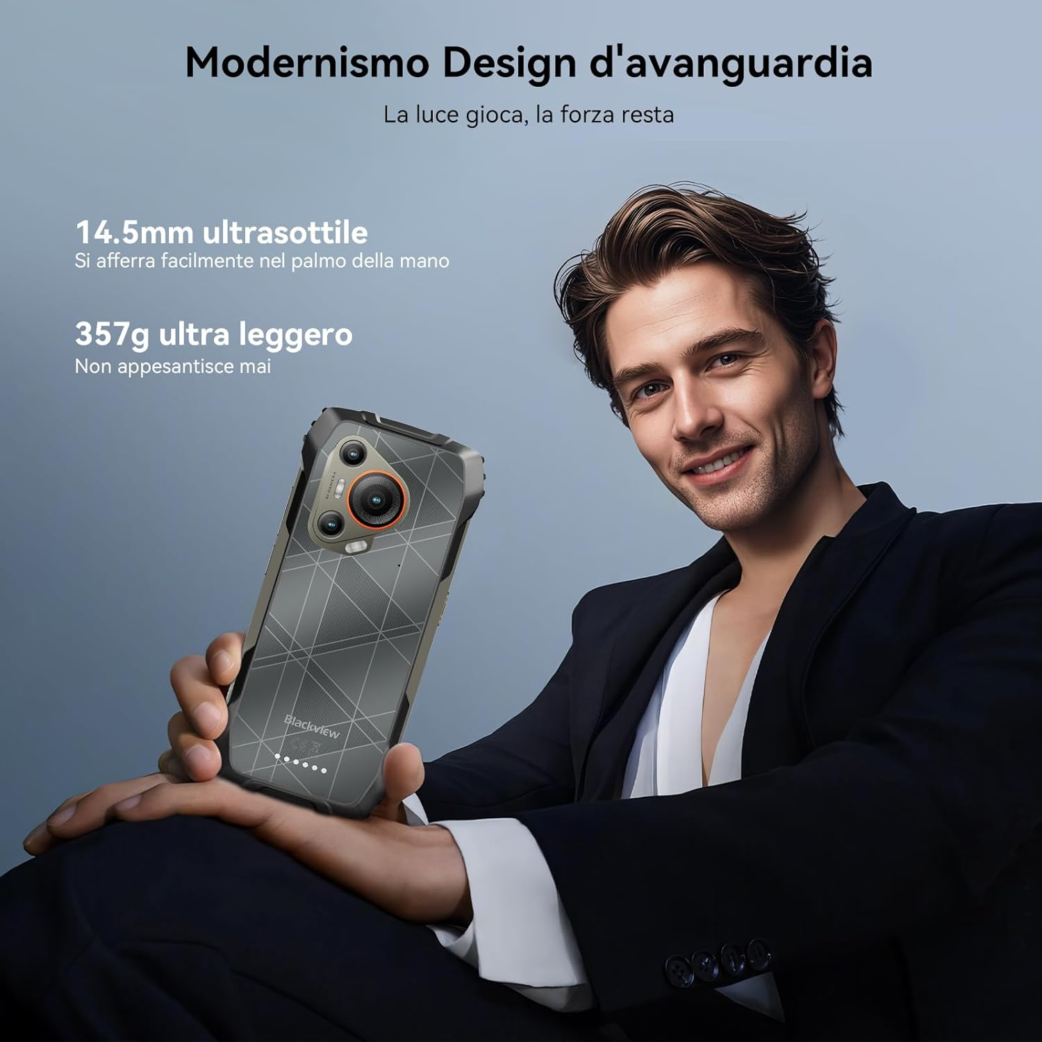 Uomo con telefono, 14,5 mm sottile, 357g leggero, design all'avanguardia.