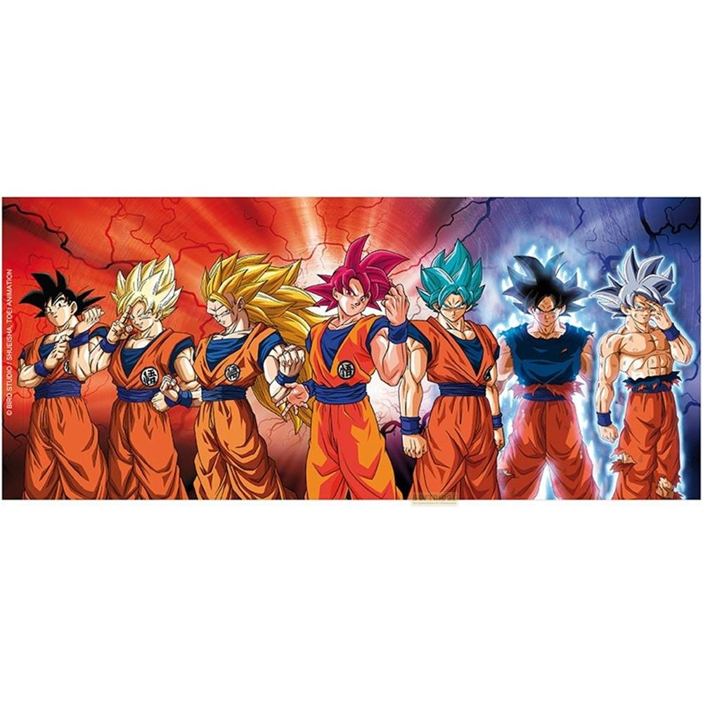 Sieben Goku-Charaktere im orangefarbenen Gi mit verschiedenen Haarfarben und Stilen.