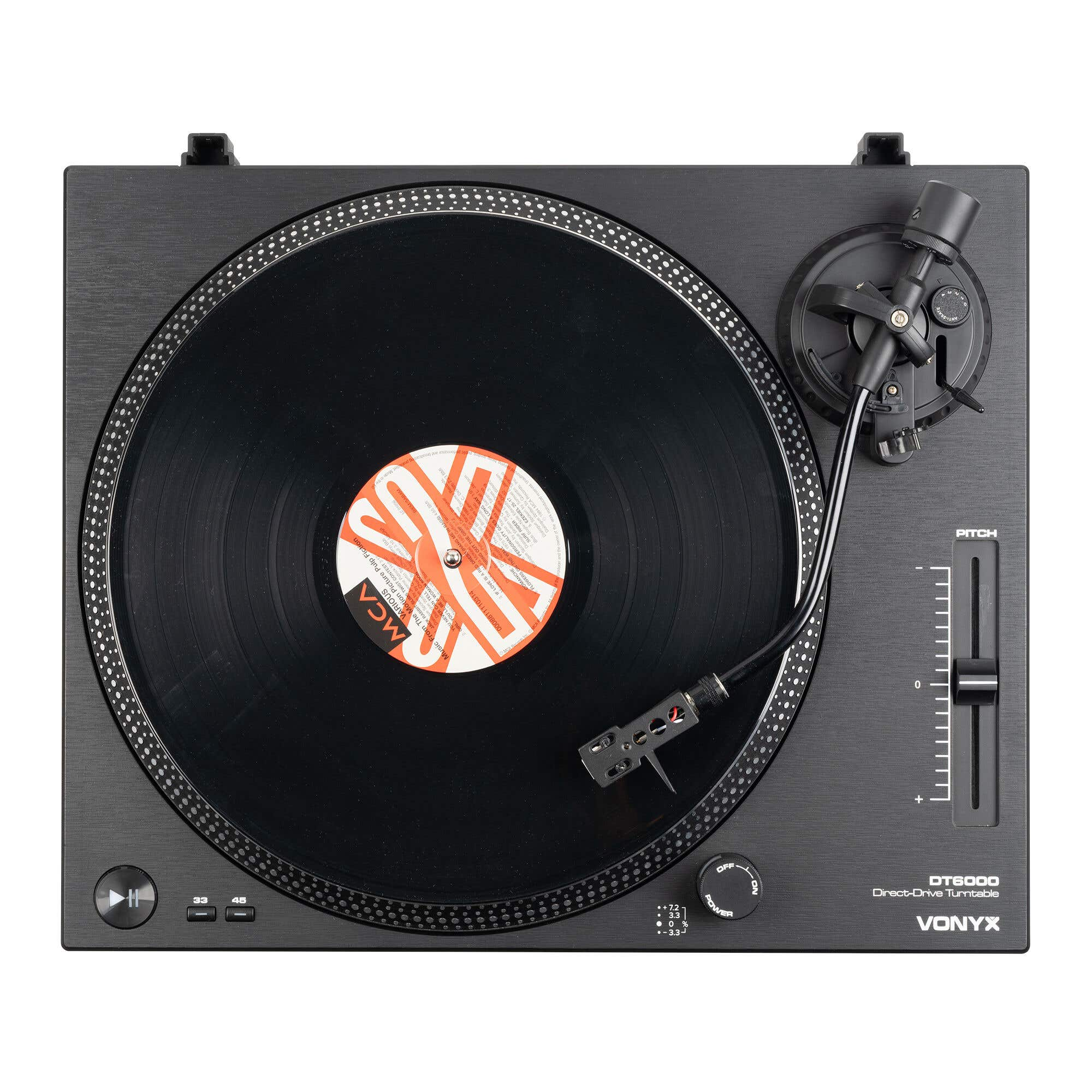 Tocadiscos negro con disco de vinilo y brazo de lectura. Controles y botones visibles.