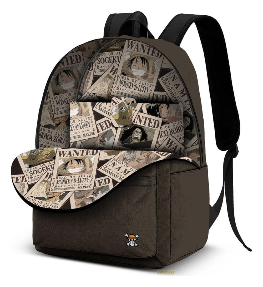 Braune Rucksack mit One Piece Steckbriefen und Totenkopf-Symbol.