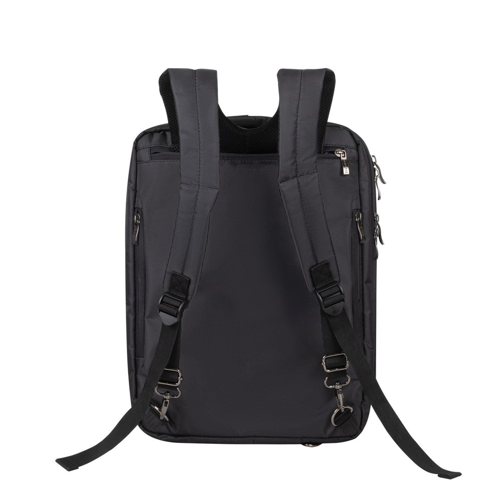 Rückansicht eines schwarzen Rucksacks mit gepolsterten Schultergurten und mehreren Reißverschlusstaschen.