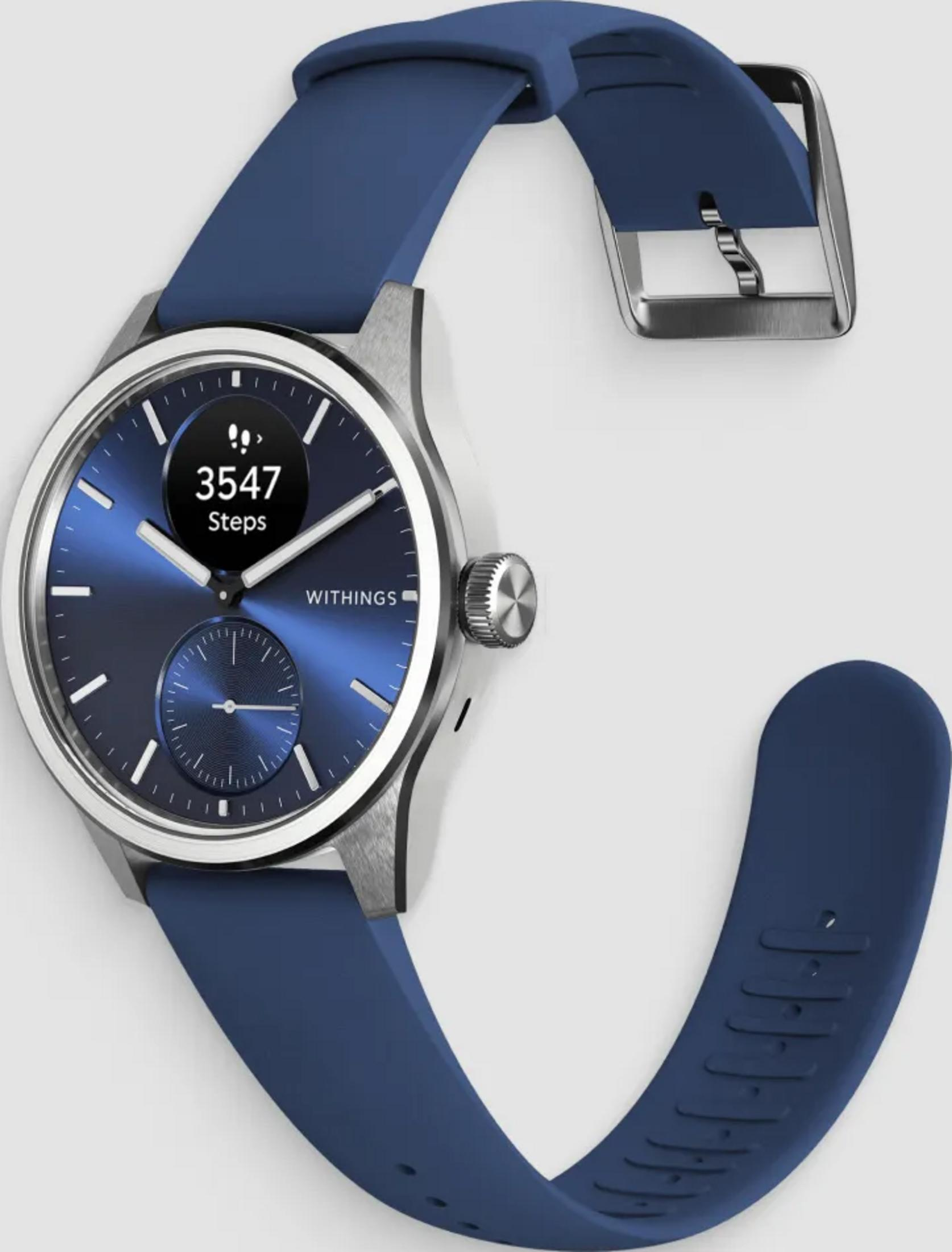 Eine blaue Withings Smartwatch mit silbernem Gehäuse und Metallschnalle. Schritte: 3547.