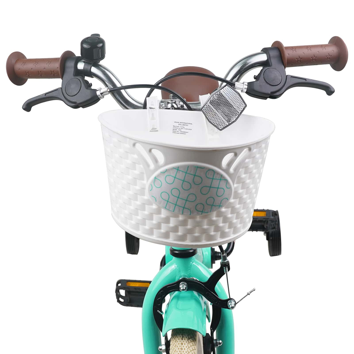 Türkisfarbene Kinderfahrradlenker mit weißem Korb, Klingel und Bremsen.