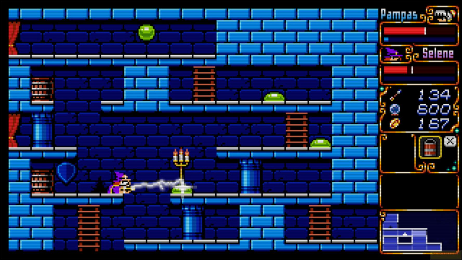 Un mago spara un fulmine a uno slime verde in un castello di mattoni blu.