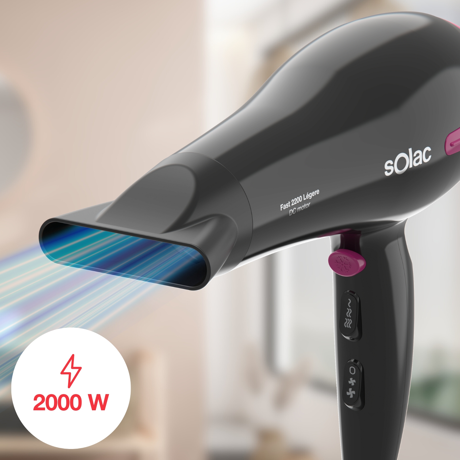 Un secador de pelo Solac negro de 2000W, expulsando aire.