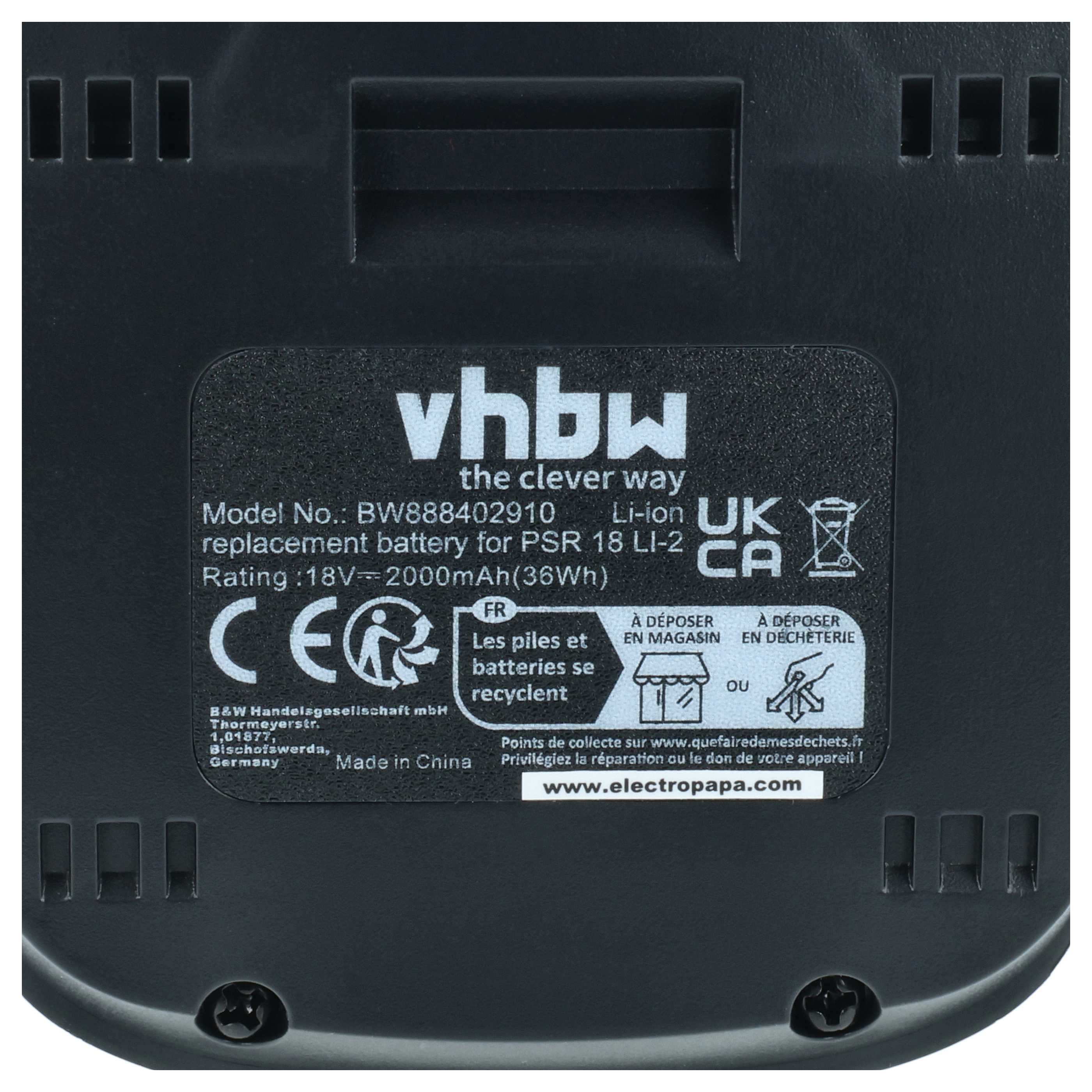 Schwarze Batterie mit Modellnummer, Bewertung und Recycling-Symbolen.