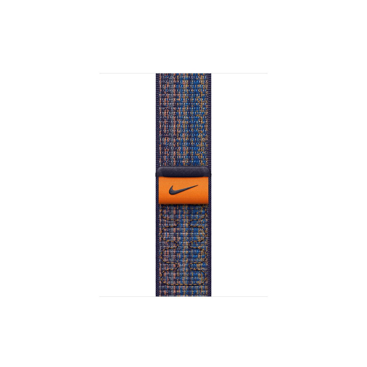 Blau-orange kariertes Band mit schwarzem Nike-Logo auf orangefarbenem Etikett.