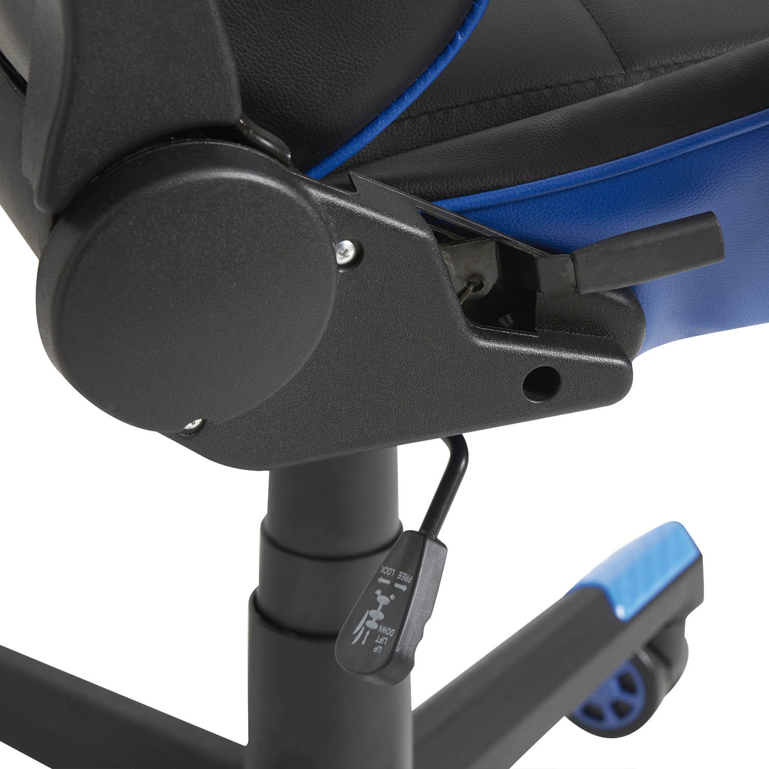Primer plano del mecanismo de silla gamer negra y azul con palancas y ruedas.