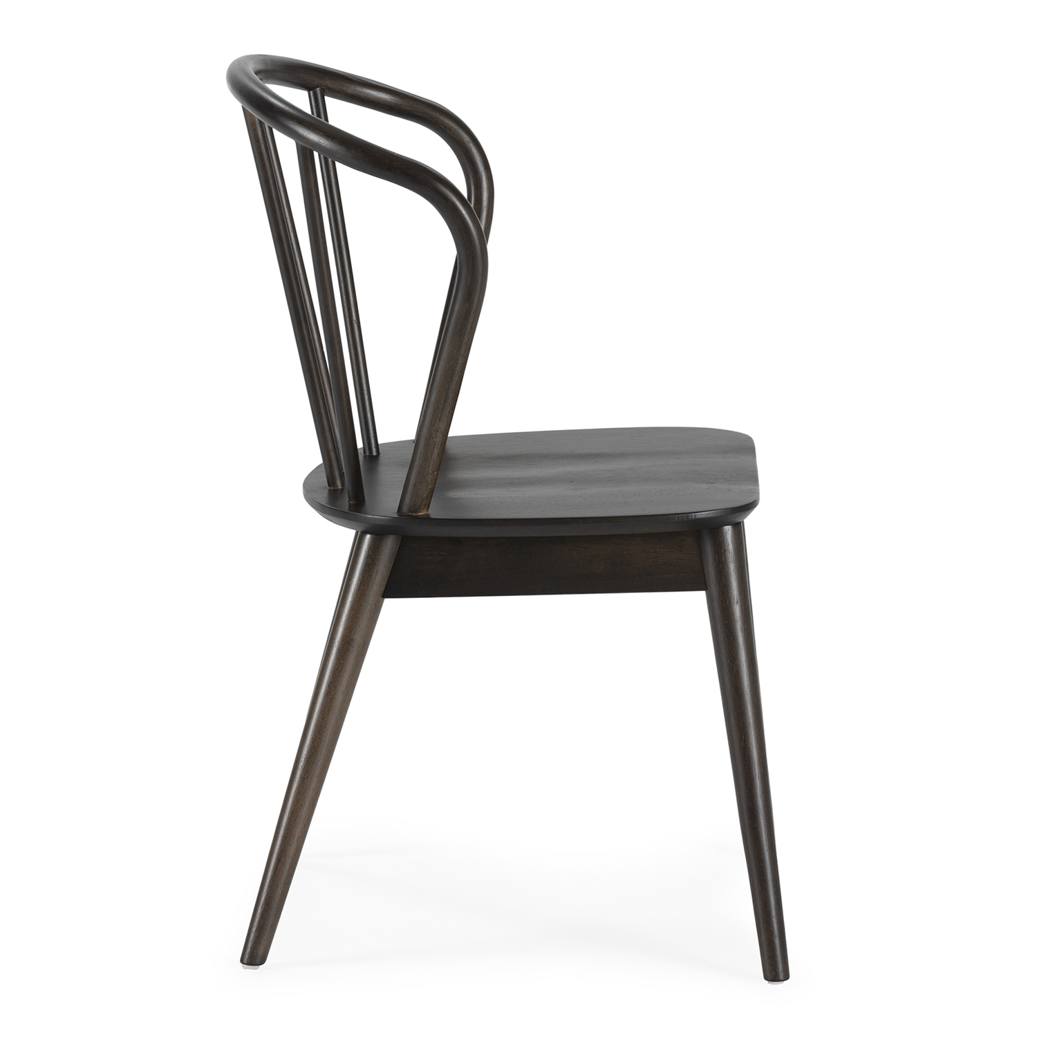 Silla de madera marrón oscuro con respaldo curvo y patas delgadas, vista de lado.
