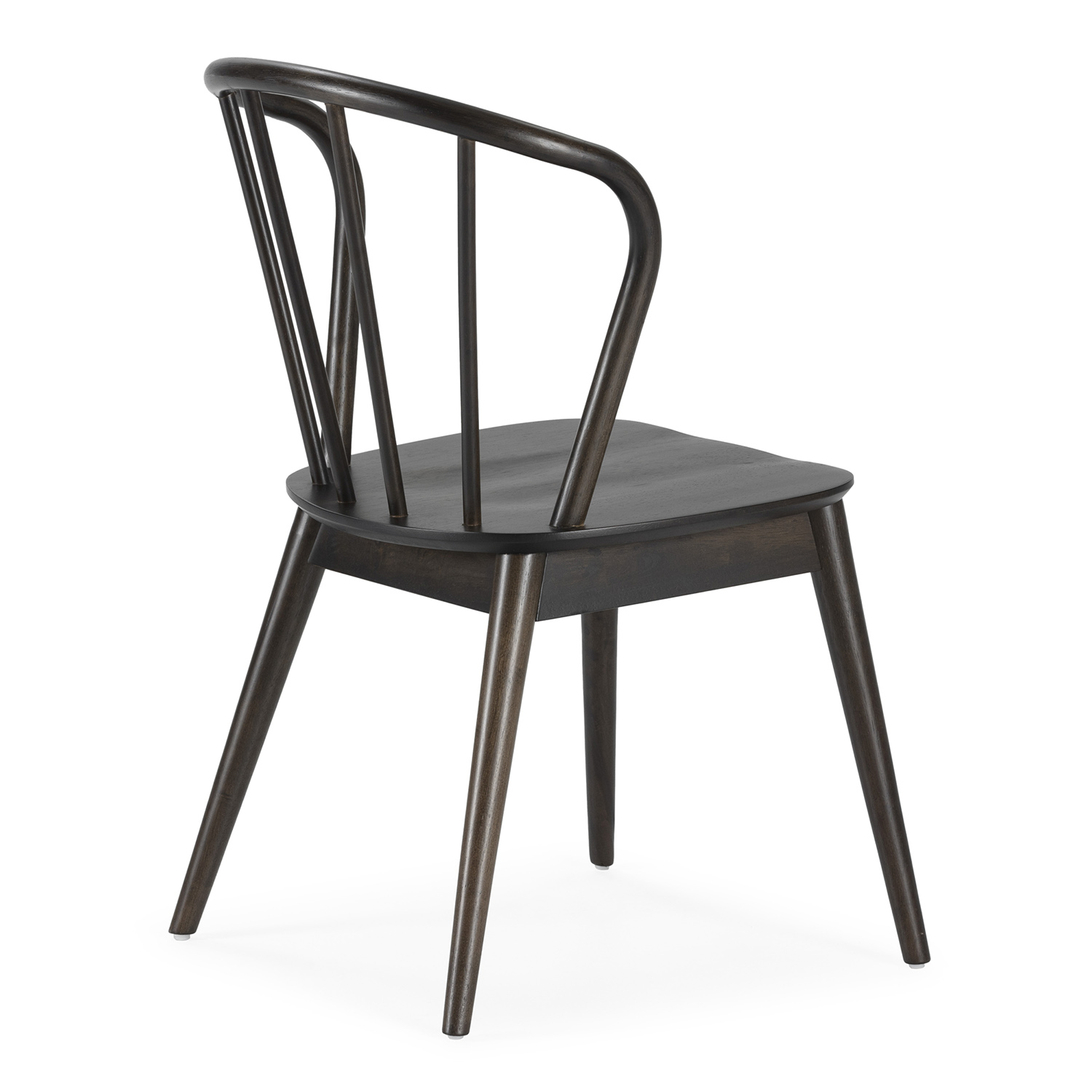 Una silla de madera oscura con respaldo curvo y cuatro patas.