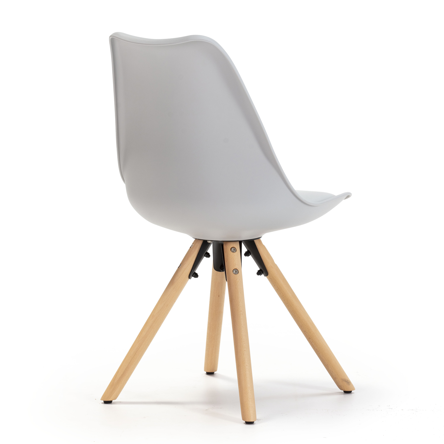 Una silla gris con patas de madera, vista desde atrás.