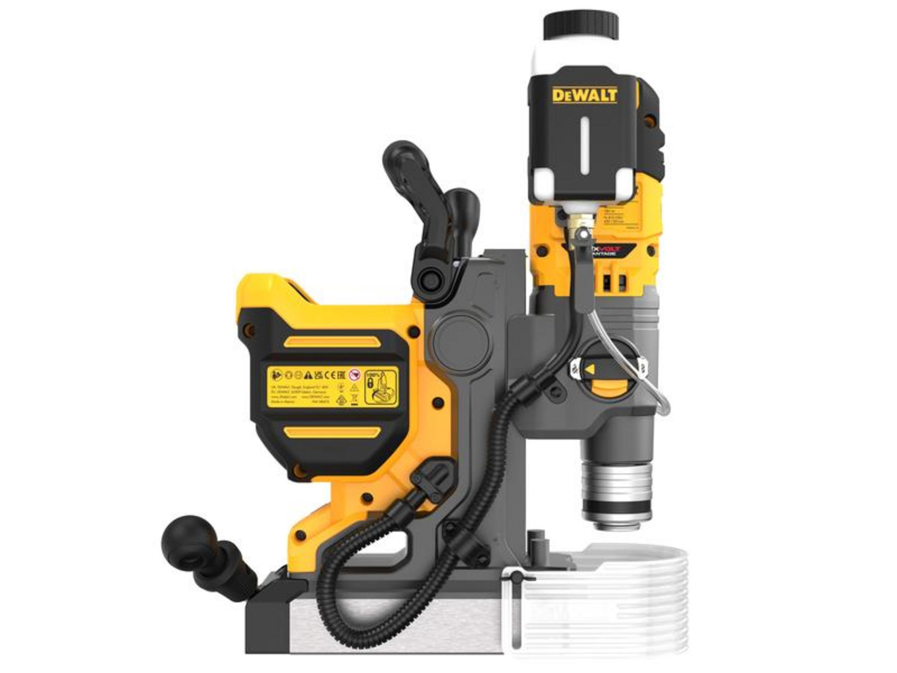 Ein gelber und schwarzer Bohrer von DeWalt mit einem weißen Behälter.