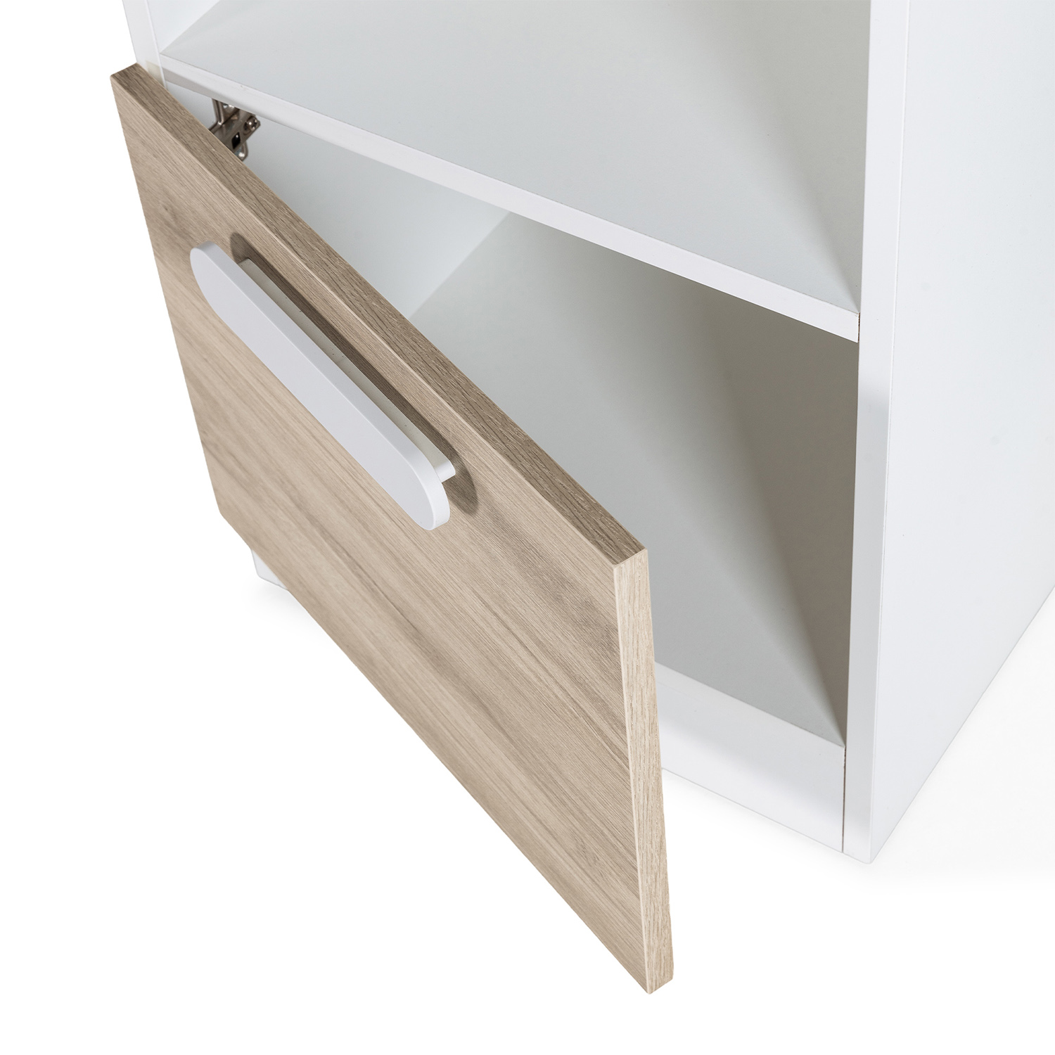 Un mueble blanco con una puerta de madera ligeramente abierta y un tirador blanco.