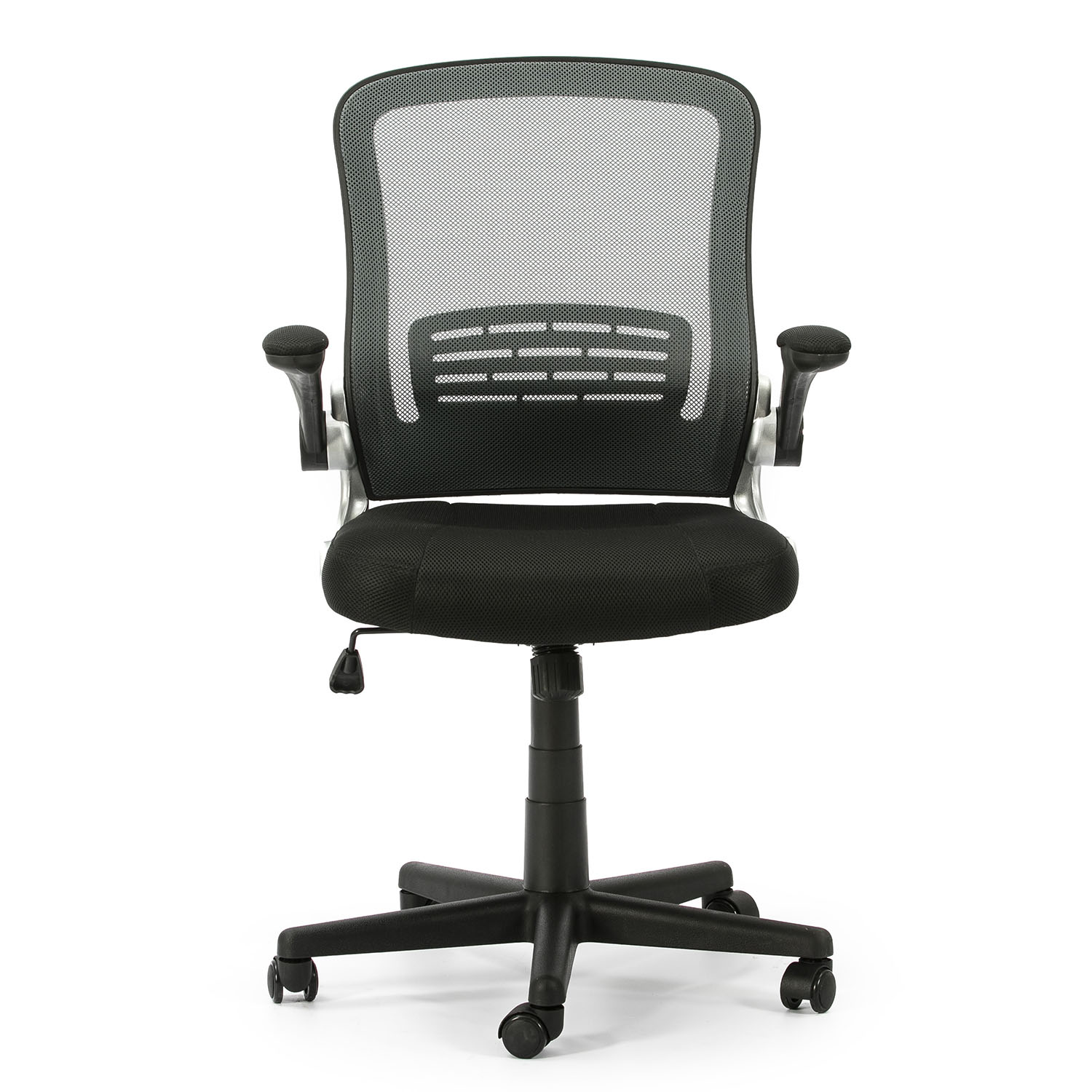 Una silla de oficina negra con respaldo de malla y asiento acolchado, sobre fondo blanco.