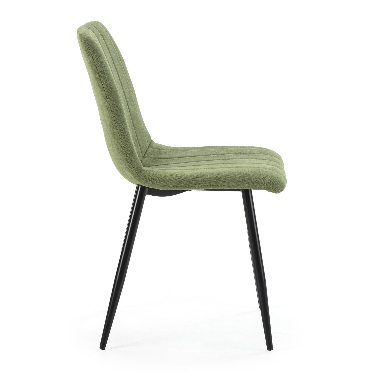 Una silla tapizada verde con patas negras delgadas, vista de lado.