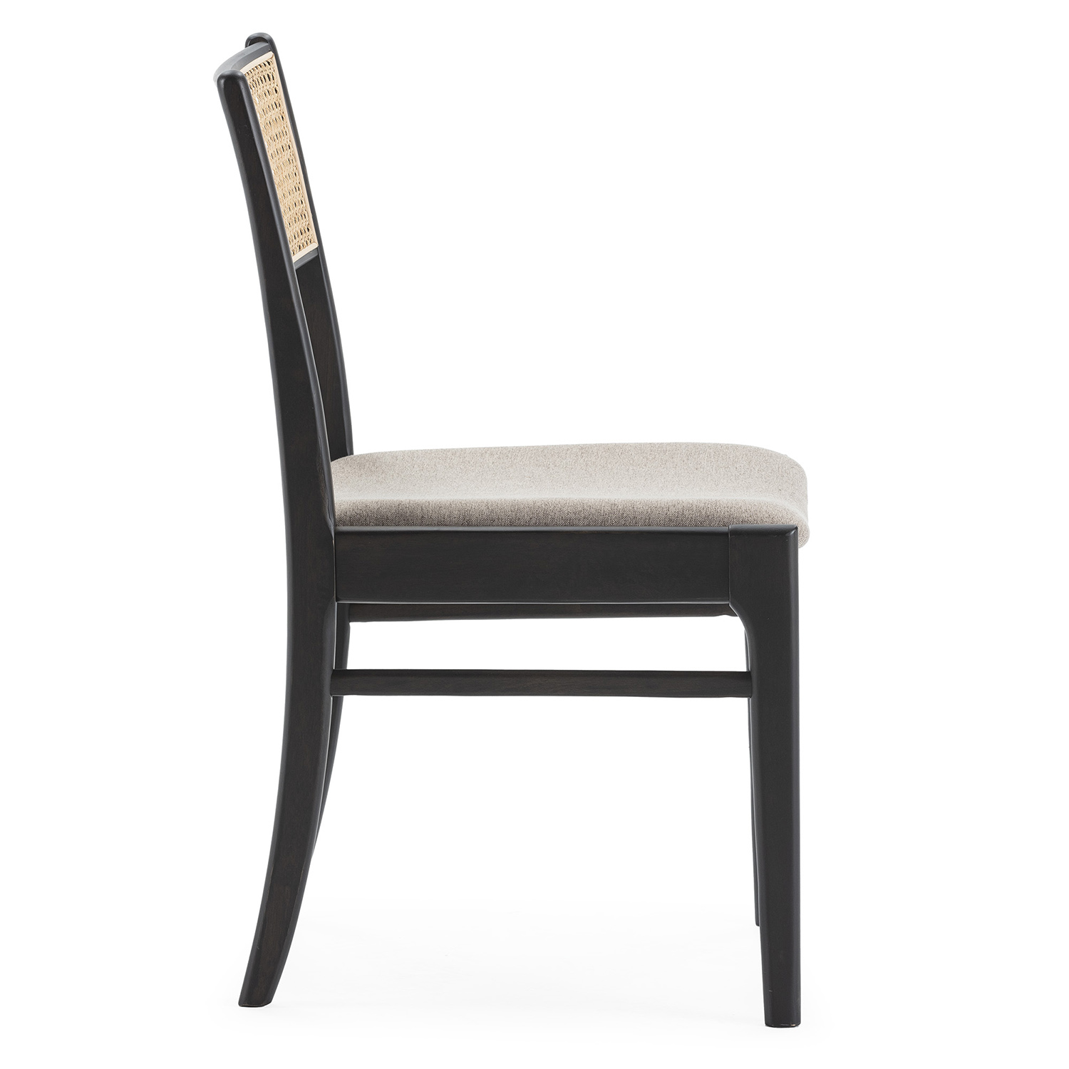 Silla de madera marrón oscuro con asiento claro y respaldo tejido, vista de perfil.