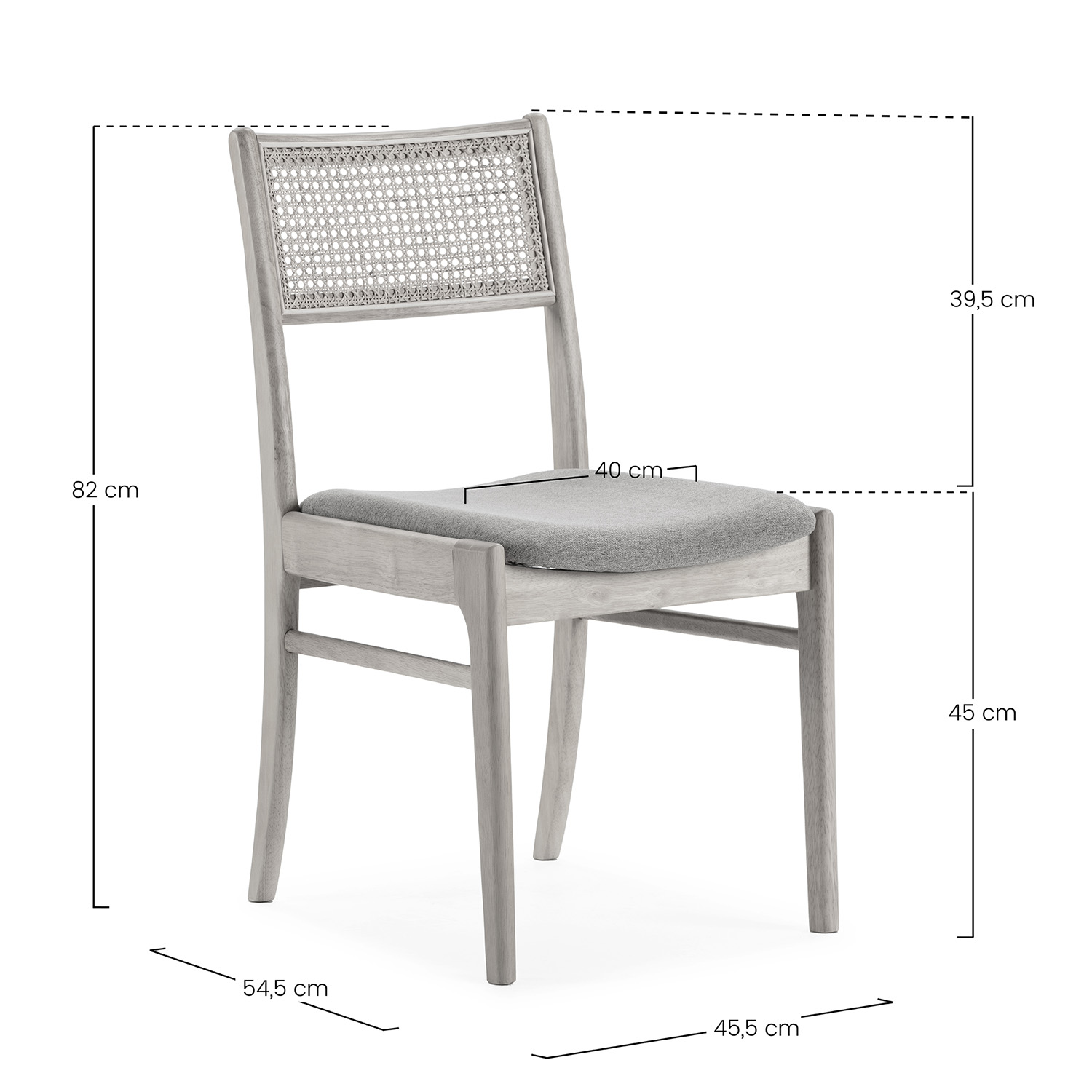 Silla de madera clara con respaldo de ratán y asiento acolchado.